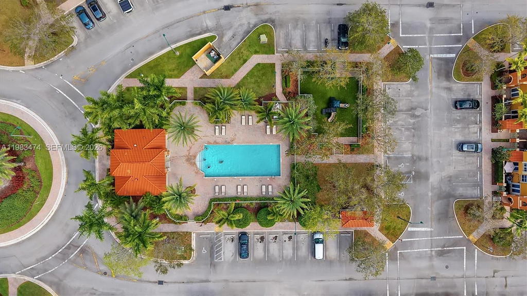 Real estate property located at 1086 144th Ave #802, Broward, Pembroke Cay Condo, Pembroke Pines, FL
