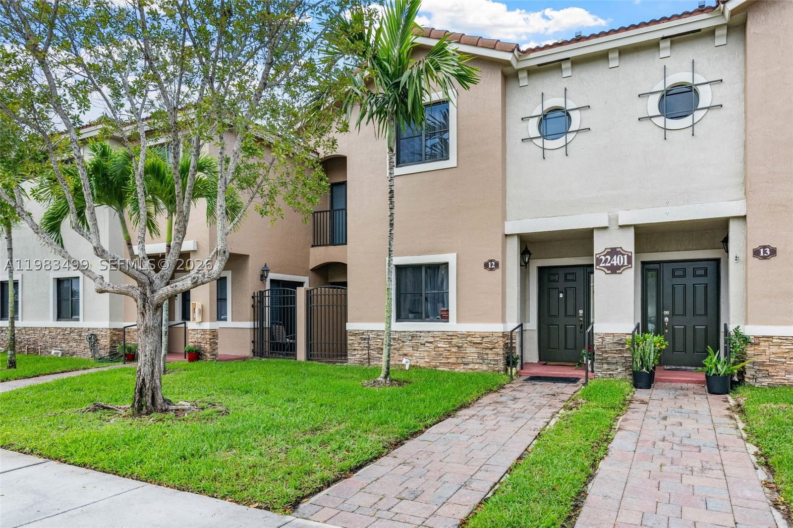 Real estate property located at 22401 88th Pl #12-27, Miami-dade, The Courts At Bayshore I, Cutler Bay, FL