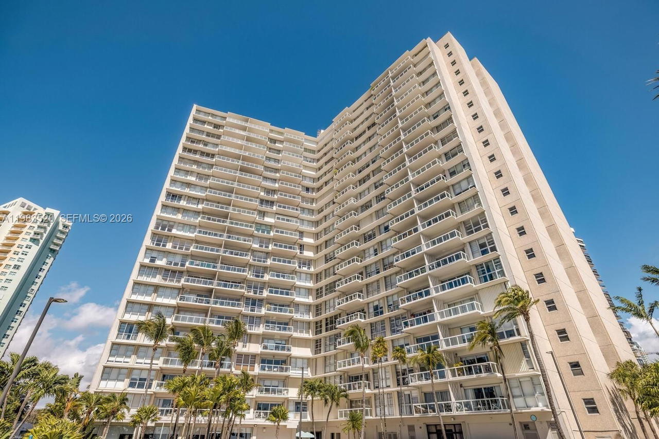 Real estate property located at 2451 Brickell Ave #12C, Miami-dade, Brickell Townhouse Condo, Miami, FL