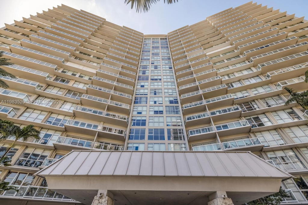 Real estate property located at 2451 Brickell Ave #12C, Miami-dade, Brickell Townhouse Condo, Miami, FL
