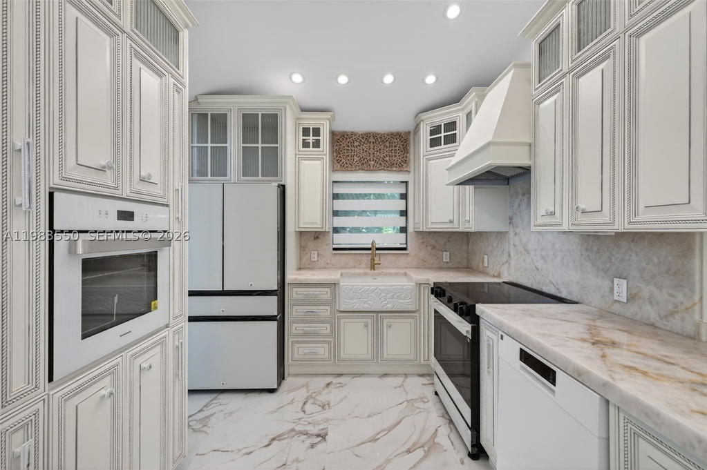 Real estate property located at 941 119th St, Miami-dade, Griffings Biscayne Pk Est, Biscayne Park, FL