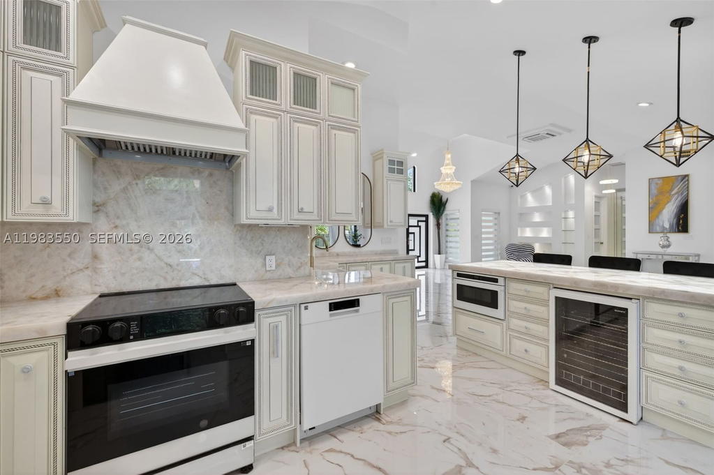 Real estate property located at 941 119th St, Miami-dade, Griffings Biscayne Pk Est, Biscayne Park, FL