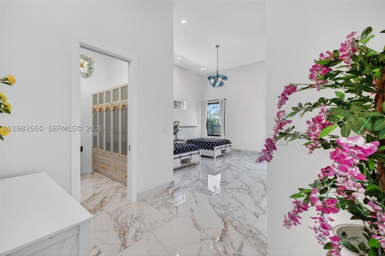 Real estate property located at 941 119th St, Miami-dade, Griffings Biscayne Pk Est, Biscayne Park, FL