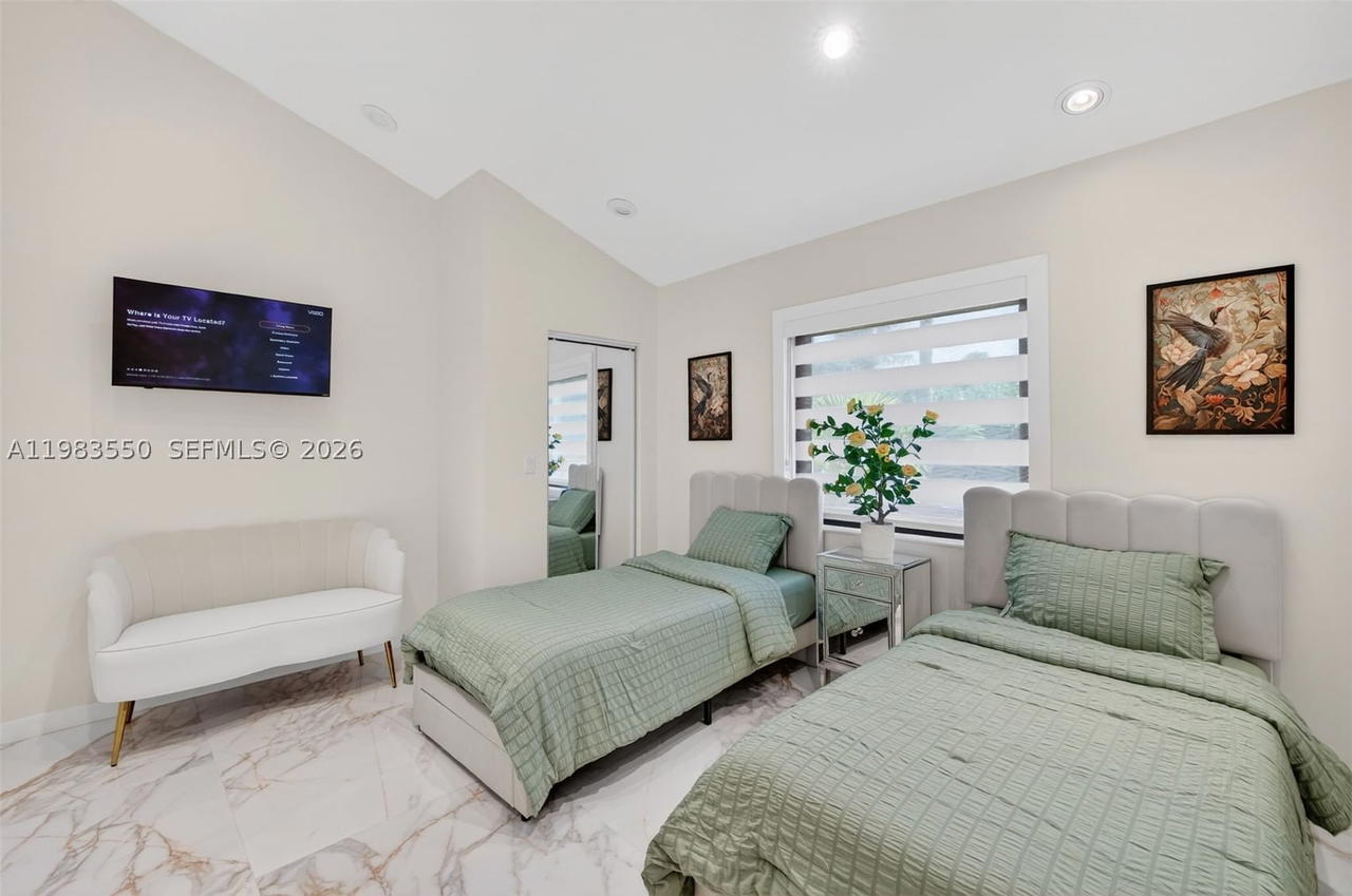 Real estate property located at 941 119th St, Miami-dade, Griffings Biscayne Pk Est, Biscayne Park, FL
