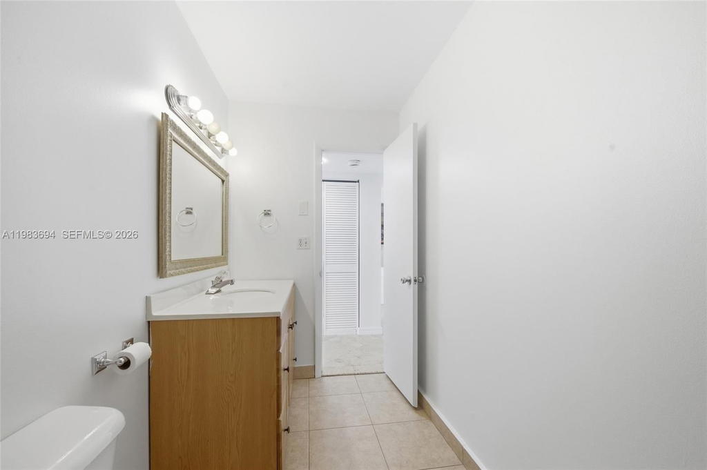 Real estate property located at 4320 Washington St #410, Broward, Tallwood North Condo, Hollywood, FL