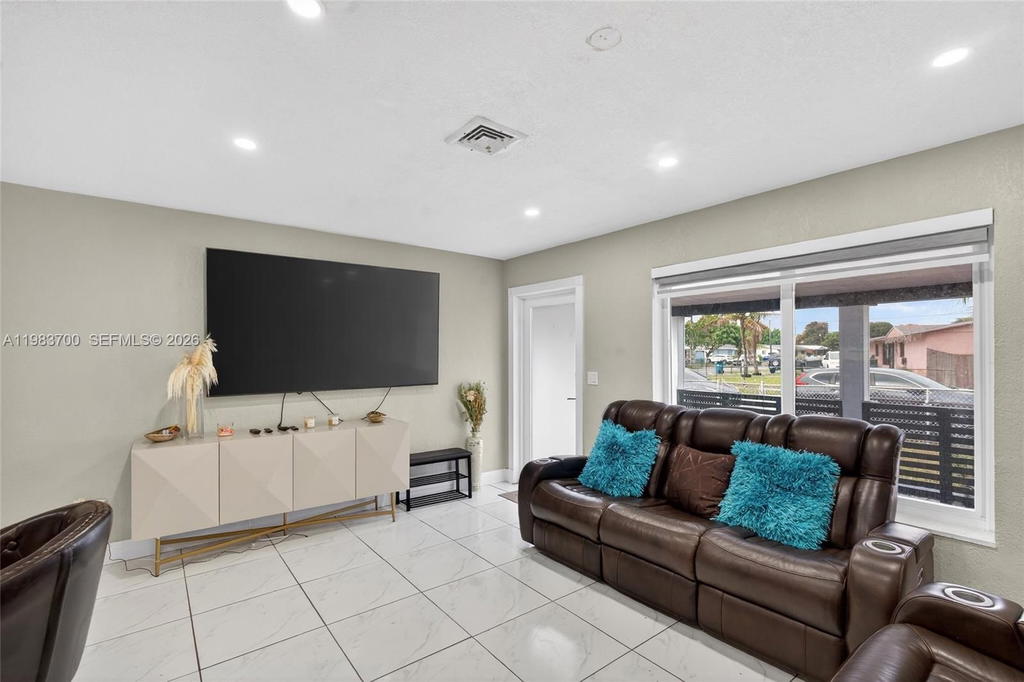 Real estate property located at 17311 49th Ave, Miami-dade, Carol City 5th Addn, Miami Gardens, FL