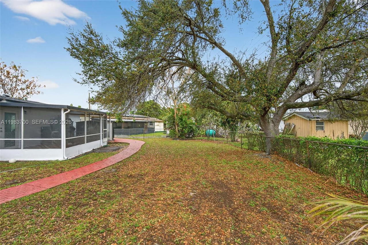 Real estate property located at 17311 49th Ave, Miami-dade, Carol City 5th Addn, Miami Gardens, FL