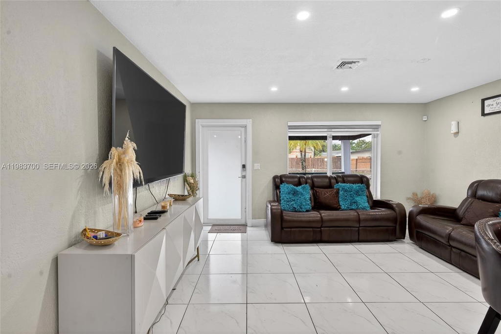 Real estate property located at 17311 49th Ave, Miami-dade, Carol City 5th Addn, Miami Gardens, FL