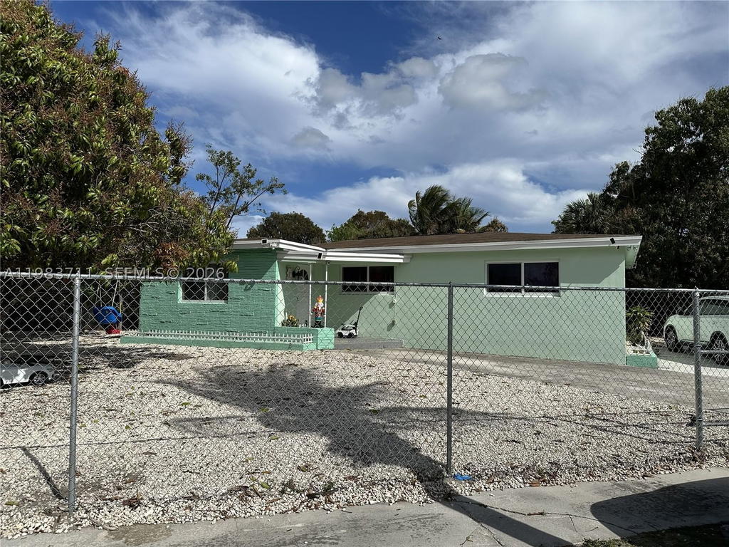 Real estate property located at 700 28th Ter, Broward, Melrose Park Estates, Fort Lauderdale, FL