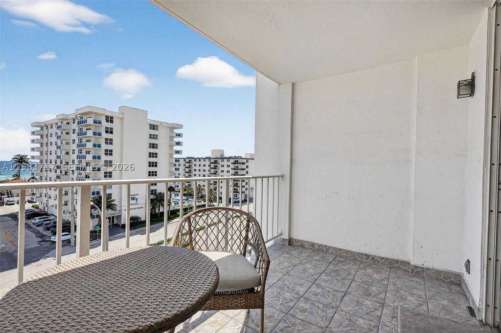 Real estate property located at 1410 Ocean Dr #601, Broward, Trafalgar Towers Condomin, Hollywood, FL