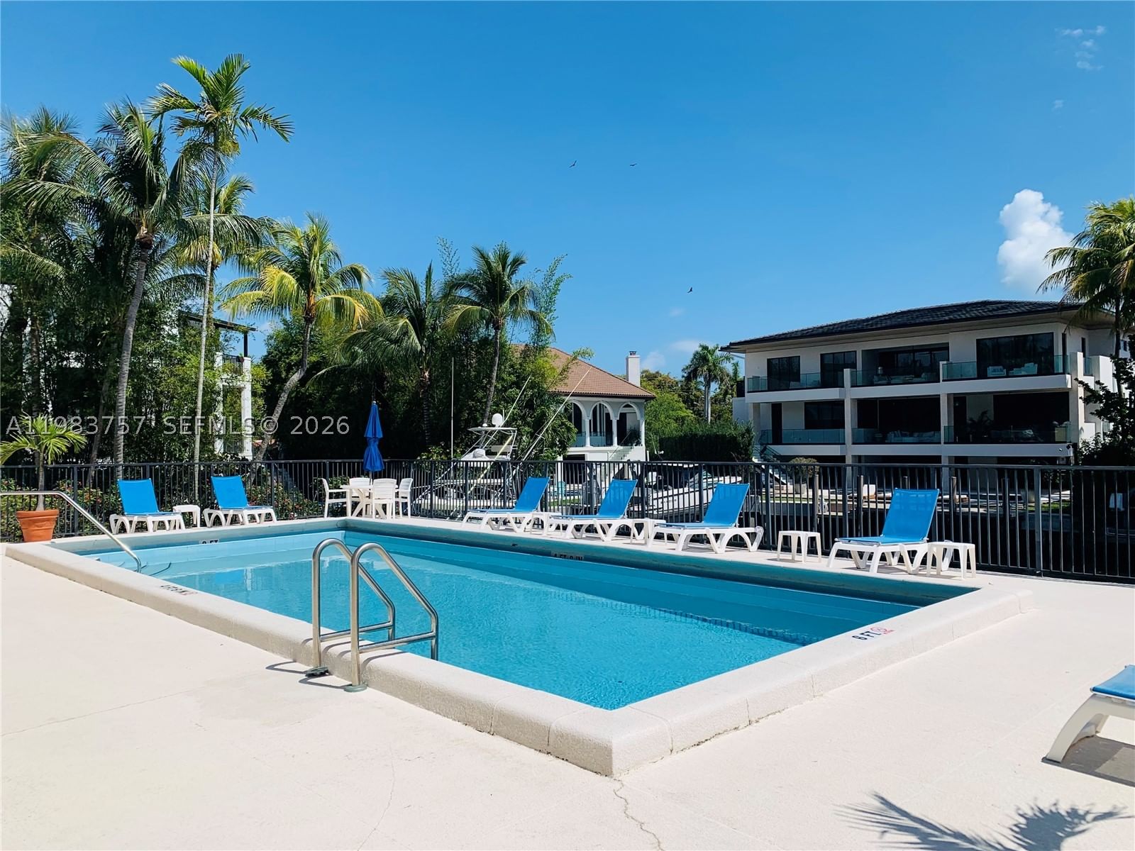 Real estate property located at 6815 Edgewater Dr #105, Miami-dade, Admiral Farragut Condo, Coral Gables, FL