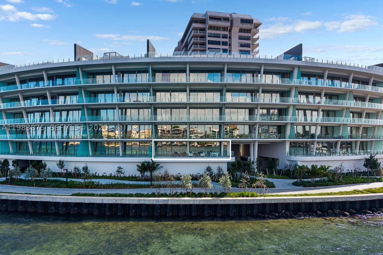Real estate property located at 5 Grove Isle Dr L205, Miami-dade, Vita Grove Isle, Miami, FL