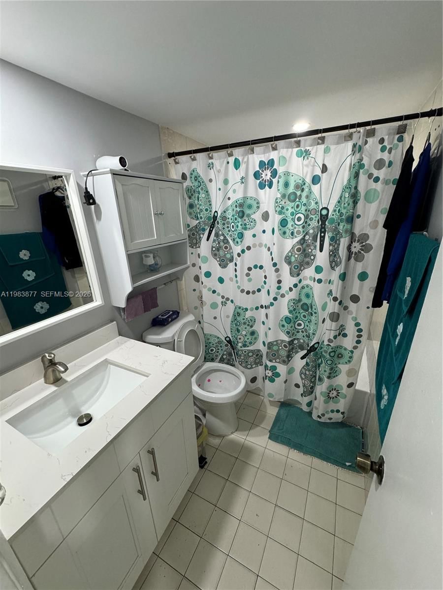 Real estate property located at 6850 16th Dr #211, Miami-dade, W & C Condo, Hialeah, FL