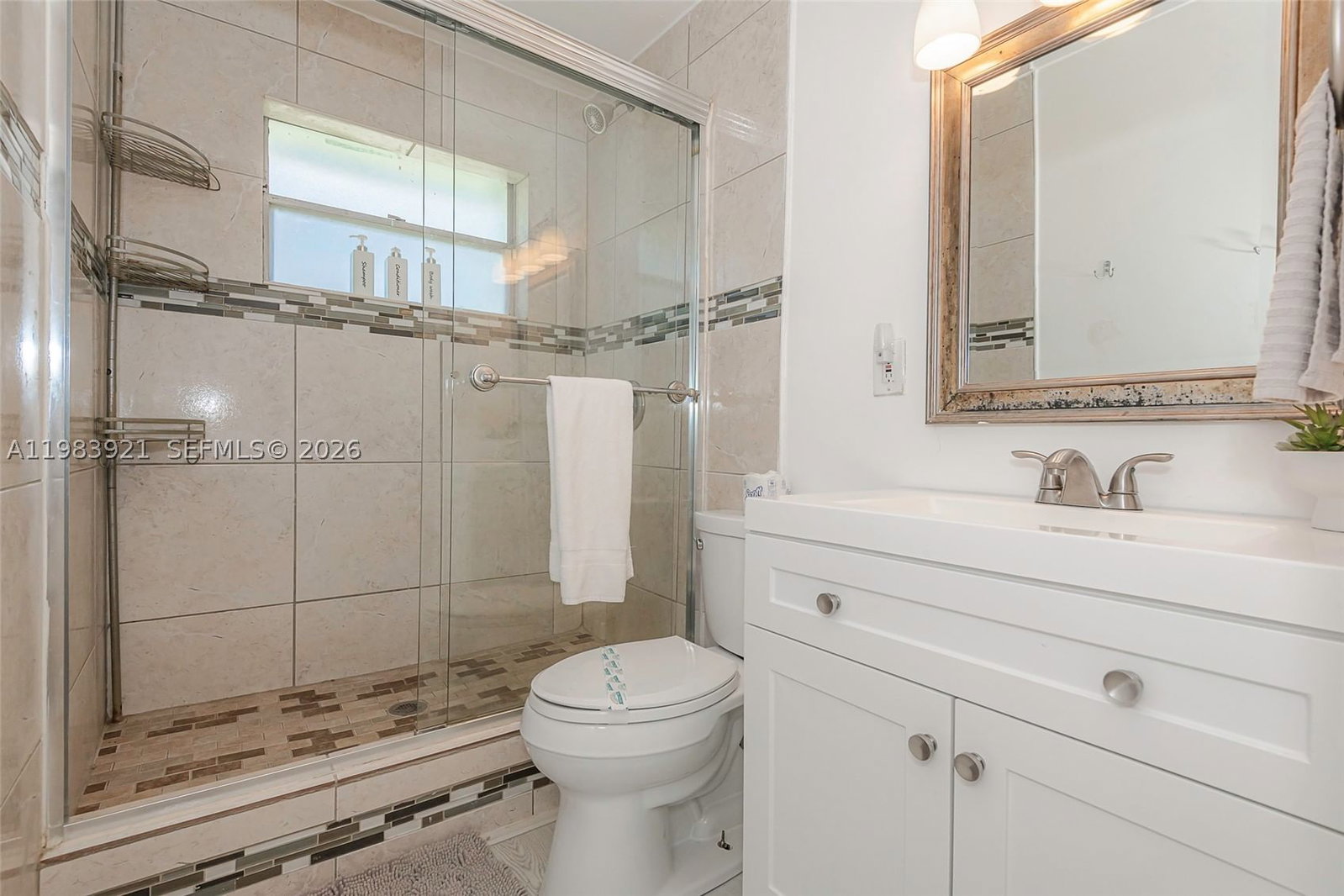 Real estate property located at 201 Columbus Pkwy, Broward, Hollywood Beach Gardens, Hollywood, FL
