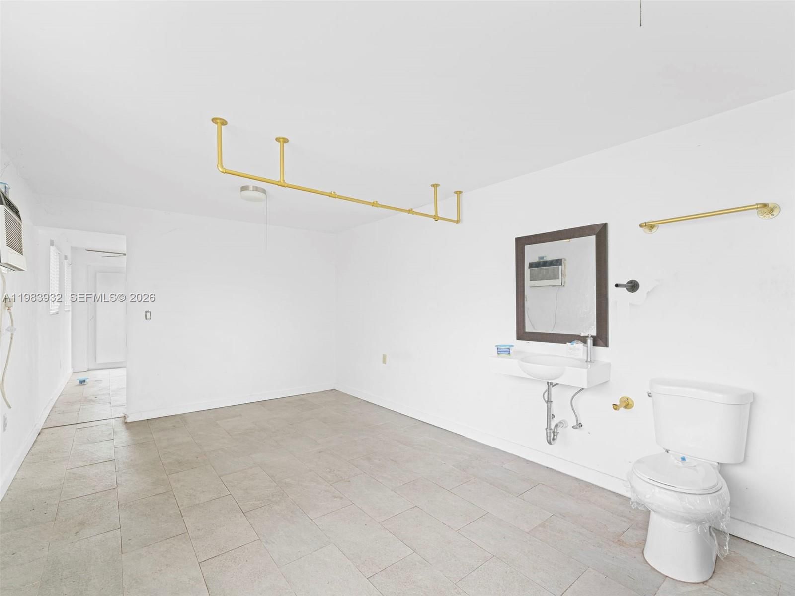 Real estate property located at 6437 10th St, Miami-dade, Alameda, West Miami, FL