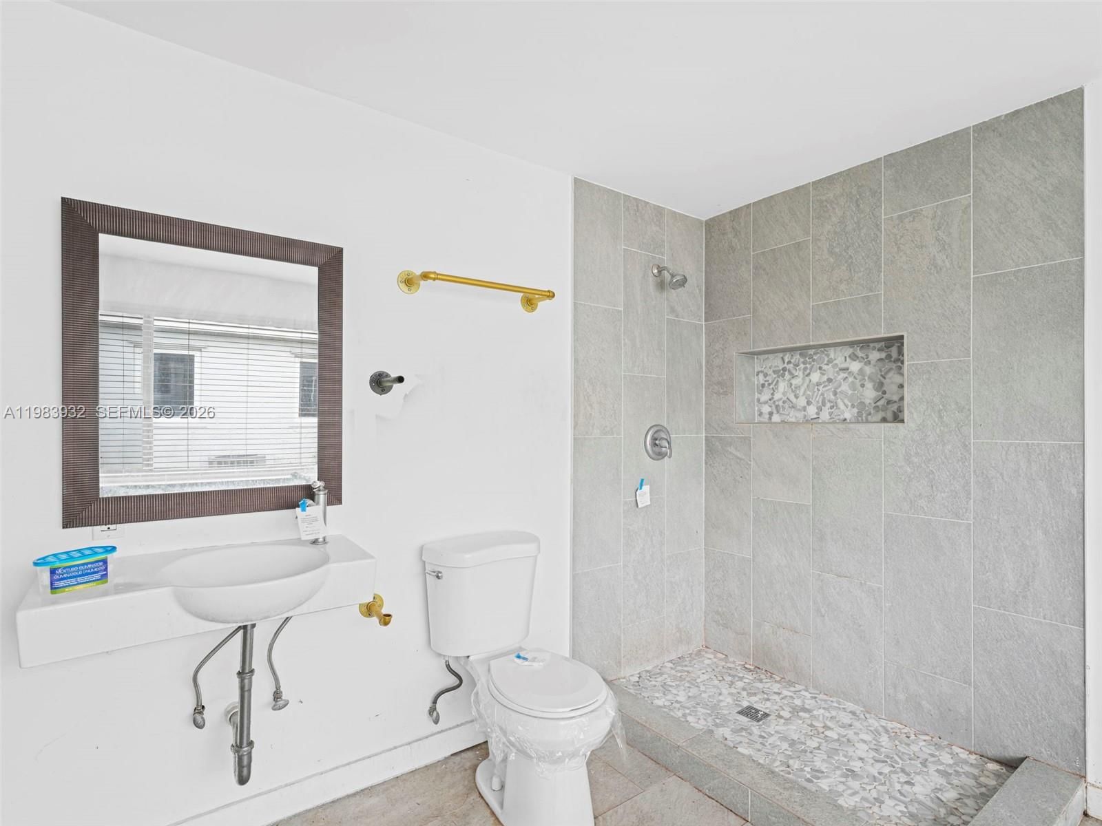 Real estate property located at 6437 10th St, Miami-dade, Alameda, West Miami, FL