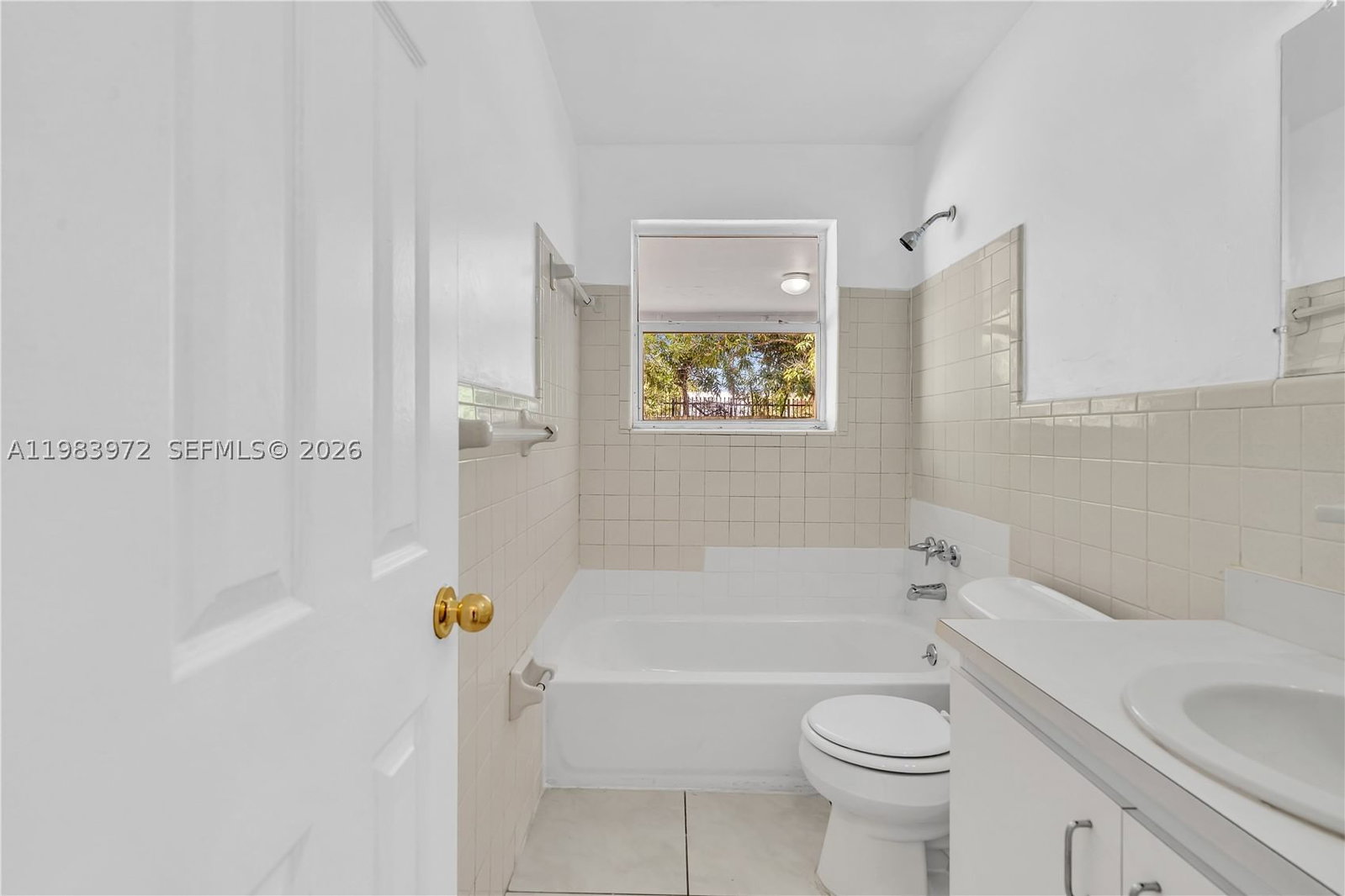 Real estate property located at 5441-5445 17th Ct, Broward, Sunshine Villas, Lauderhill, FL