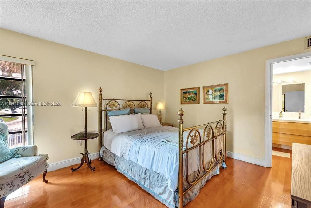 Real estate property located at 8850 123rd Ct H201, Miami-dade, Kenland Bend North Condo, Miami, FL