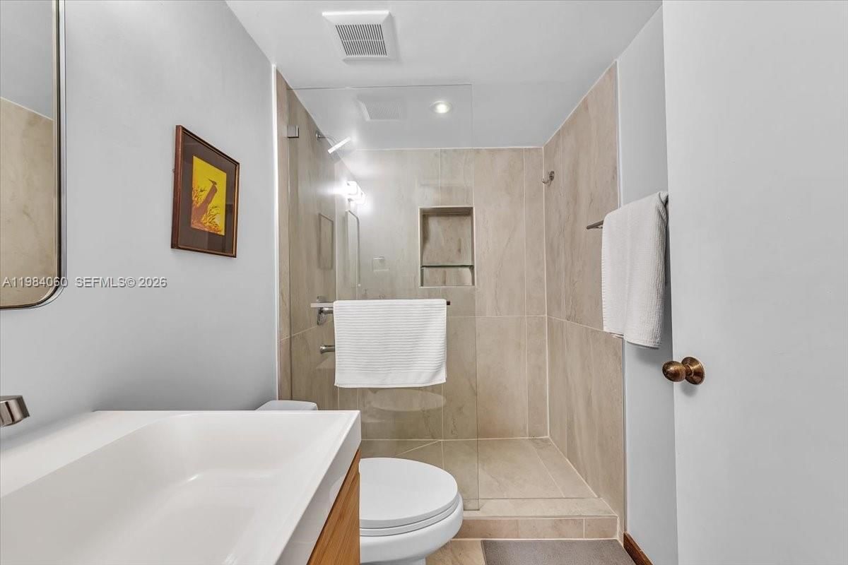 Real estate property located at 8850 123rd Ct H201, Miami-dade, Kenland Bend North Condo, Miami, FL