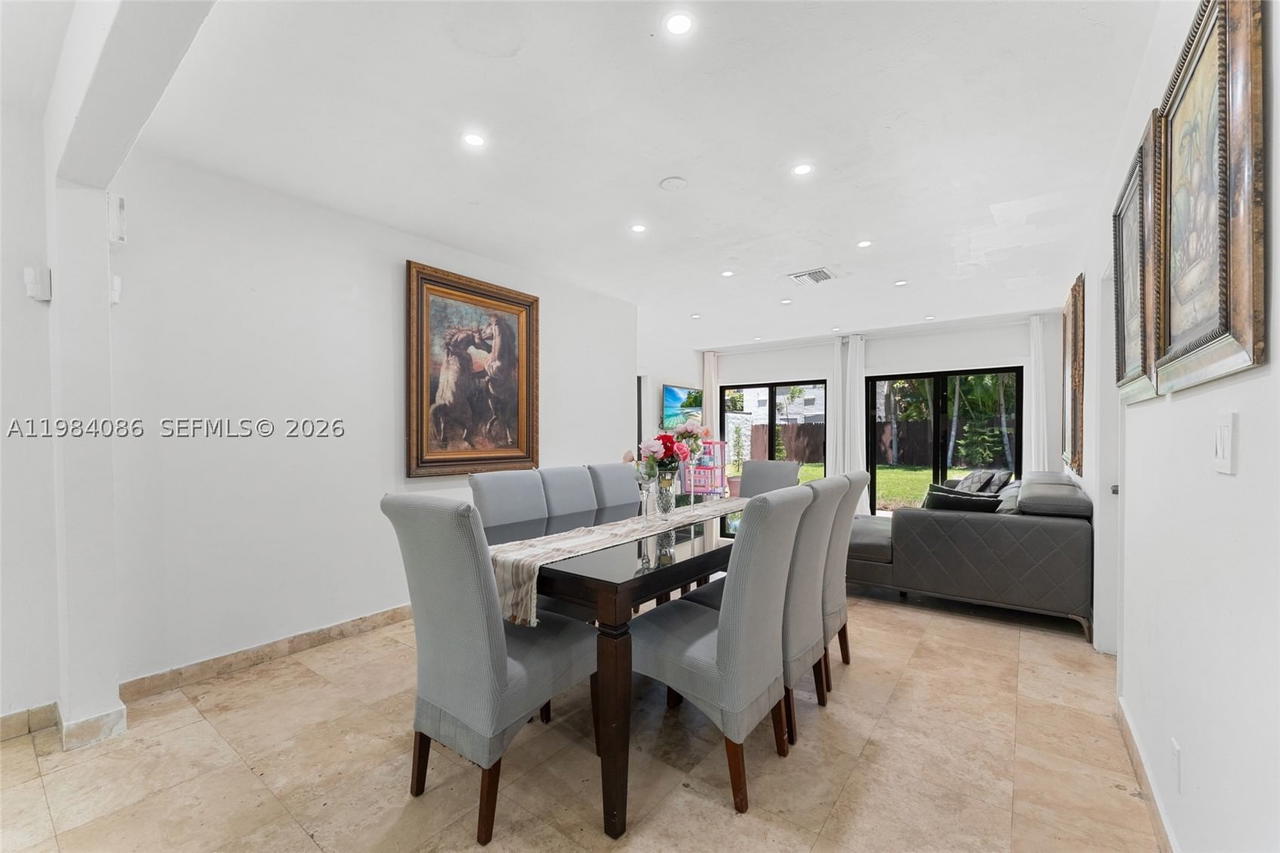 Real estate property located at 2054 Alton Rd, Miami-dade, Amd Plat Of Sunset Lake S, Miami Beach, FL
