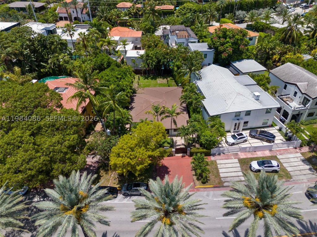 Real estate property located at 2054 Alton Rd, Miami-dade, Amd Plat Of Sunset Lake S, Miami Beach, FL