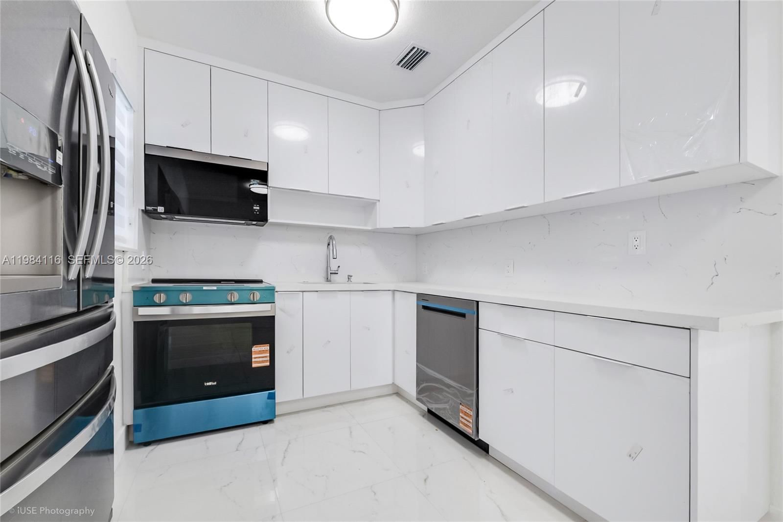 Real estate property located at 6337 11th St, Miami-dade, Alameda, West Miami, FL
