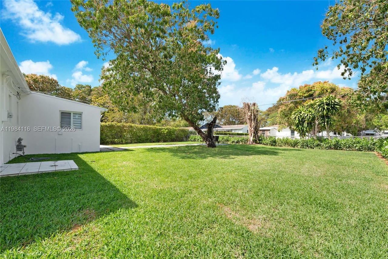 Real estate property located at 6337 11th St, Miami-dade, Alameda, West Miami, FL