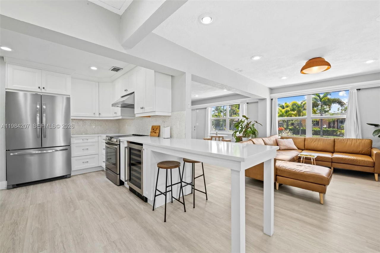 Real estate property located at 1431 32nd Pl, Broward, Cresthaven No 8, Pompano Beach, FL