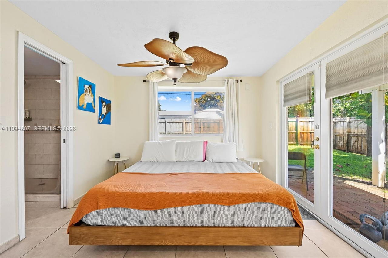 Real estate property located at 1431 32nd Pl, Broward, Cresthaven No 8, Pompano Beach, FL