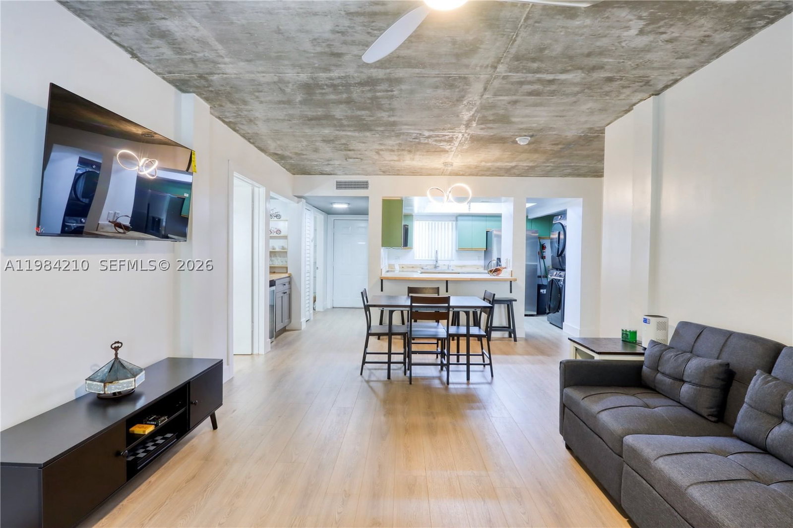 Real estate property located at 201 7th St #307, Miami-dade, Poinciana Village Condo, Miami, FL