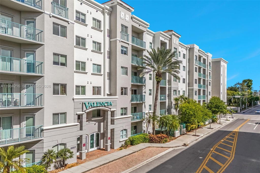 Real estate property located at 6001 70th St #531, Miami-dade, Valencia Condo, South Miami, FL