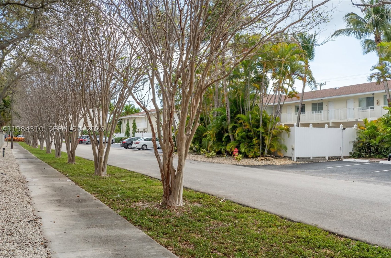 Real estate property located at 1872 46th St D5, Broward, Lucaya Condo, Fort Lauderdale, FL