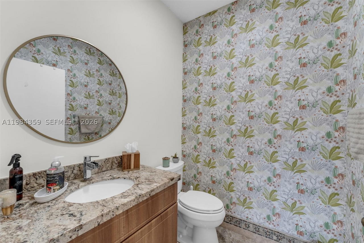 Real estate property located at 627 Willow Bend Rd, Broward, Sector 3 - Parcels H I J, Weston, FL