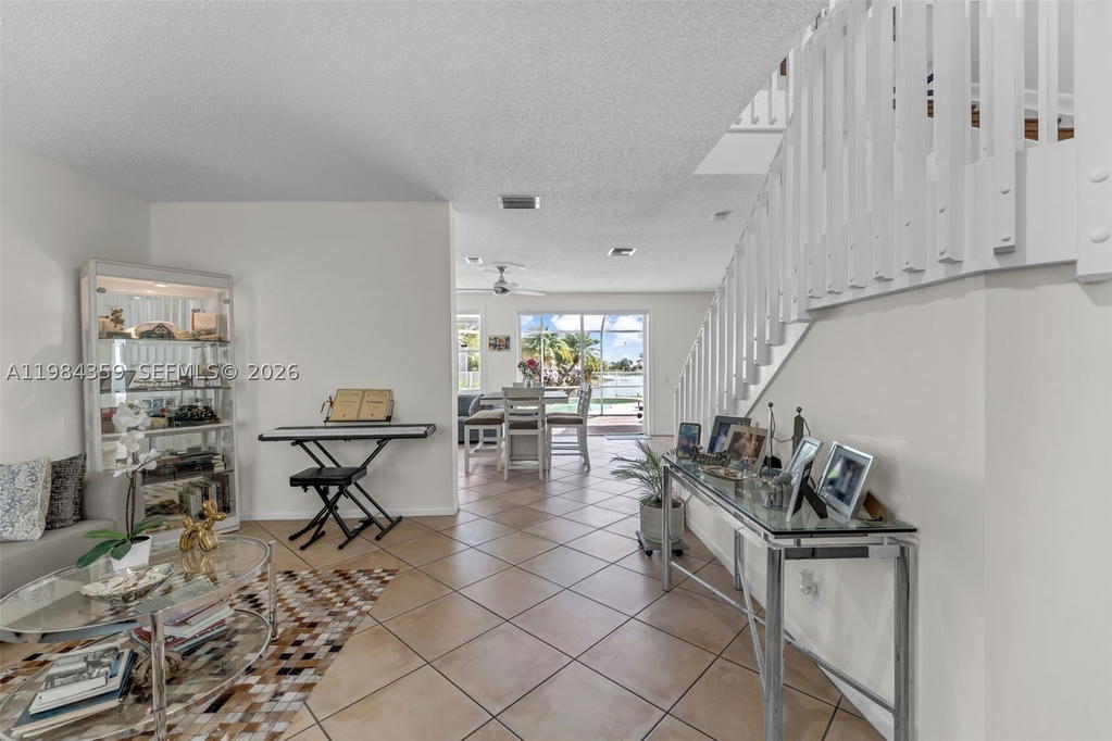 Real estate property located at 627 Willow Bend Rd, Broward, Sector 3 - Parcels H I J, Weston, FL