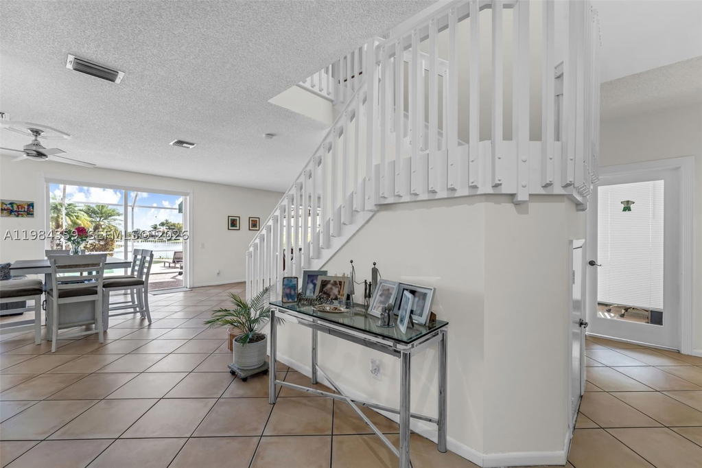 Real estate property located at 627 Willow Bend Rd, Broward, Sector 3 - Parcels H I J, Weston, FL