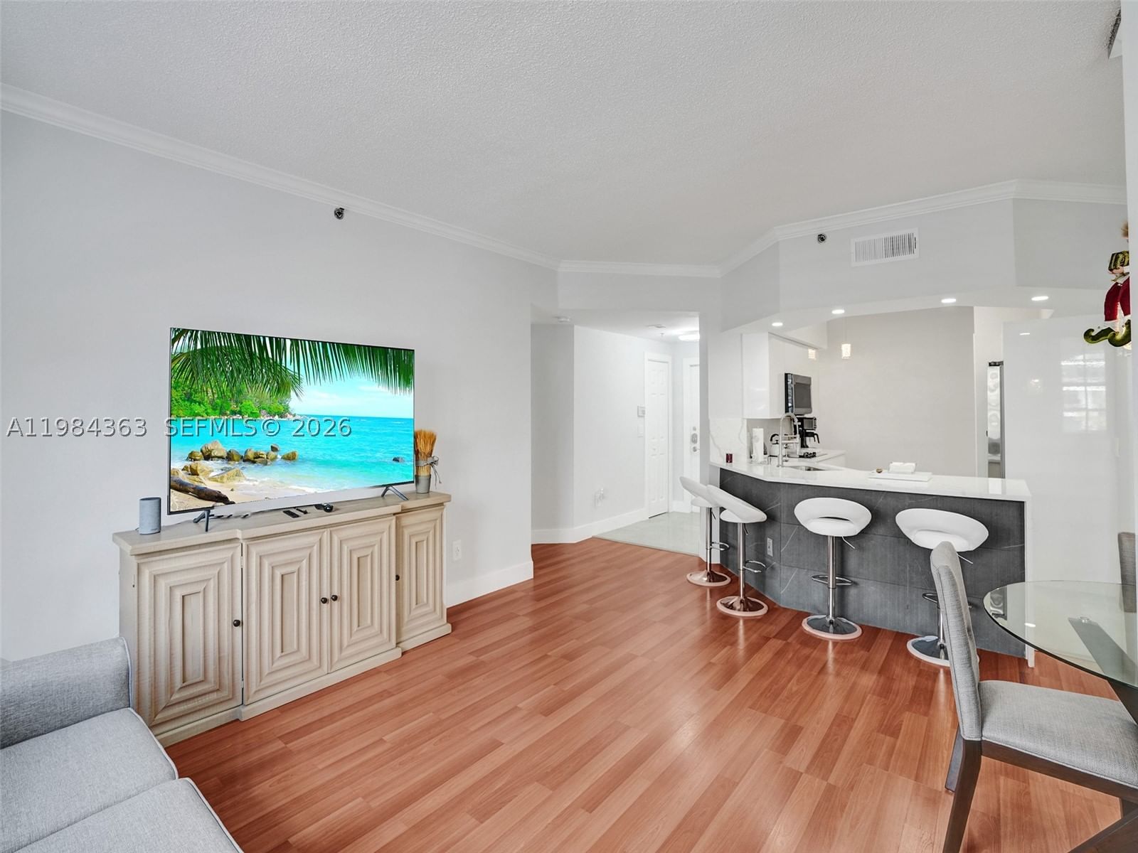Real estate property located at 3245 184th St #13305, Miami-dade, Village By The Bay Condo, Aventura, FL