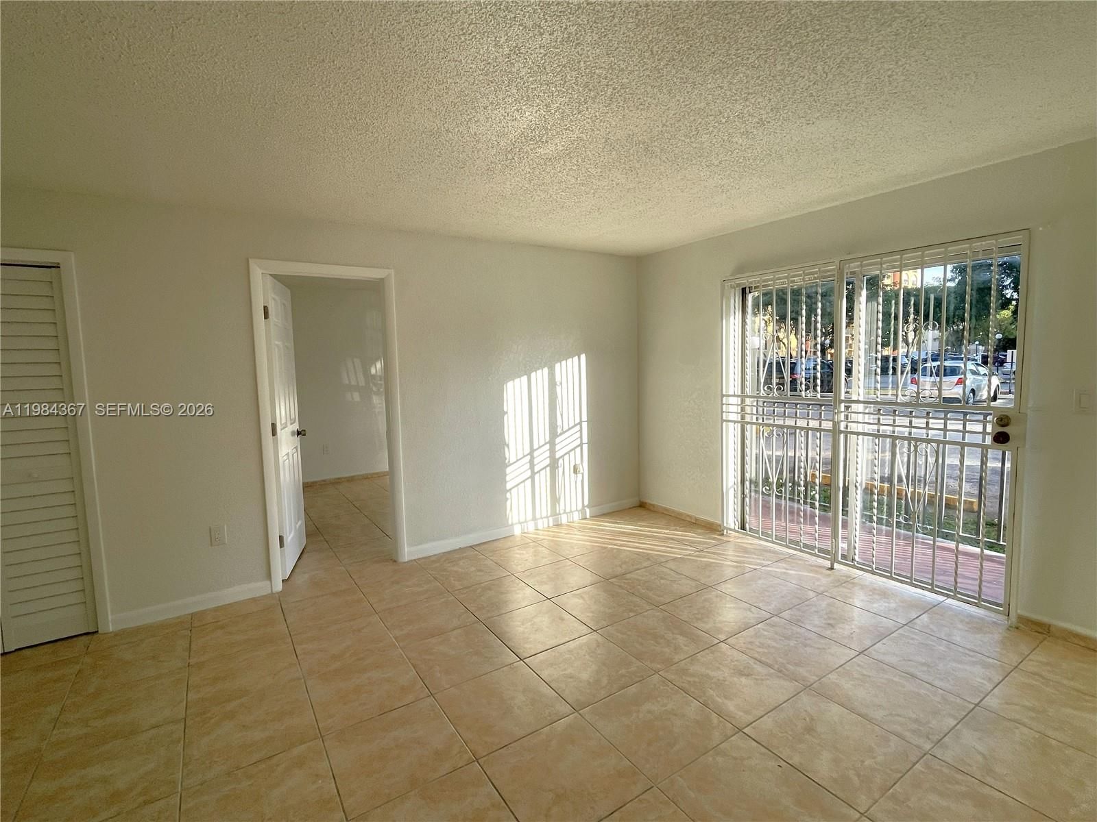 Real estate property located at 4721 7th St #104-12, Miami-dade, Sunset Villas No 3 Condo, Miami, FL