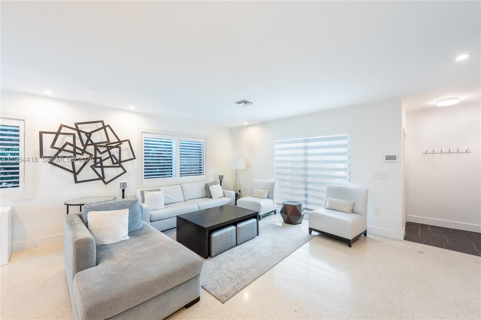 Real estate property located at 829 Malaga Ave, Miami-dade, Coral Gables Country Club, Coral Gables, FL