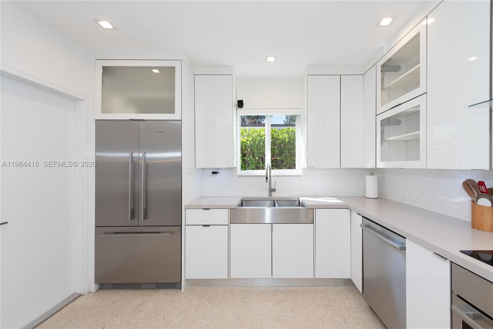 Real estate property located at 829 Malaga Ave, Miami-dade, Coral Gables Country Club, Coral Gables, FL