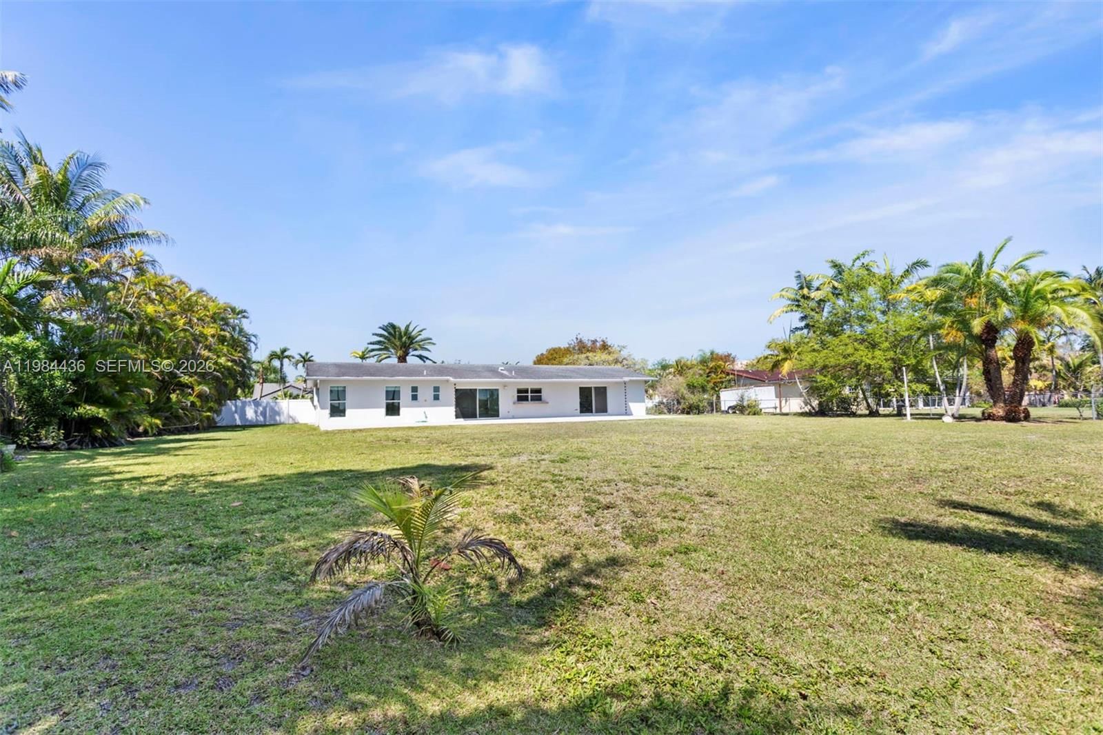 Real estate property located at 11807 112th Ave, Miami-dade, Oakland Acres, Miami, FL