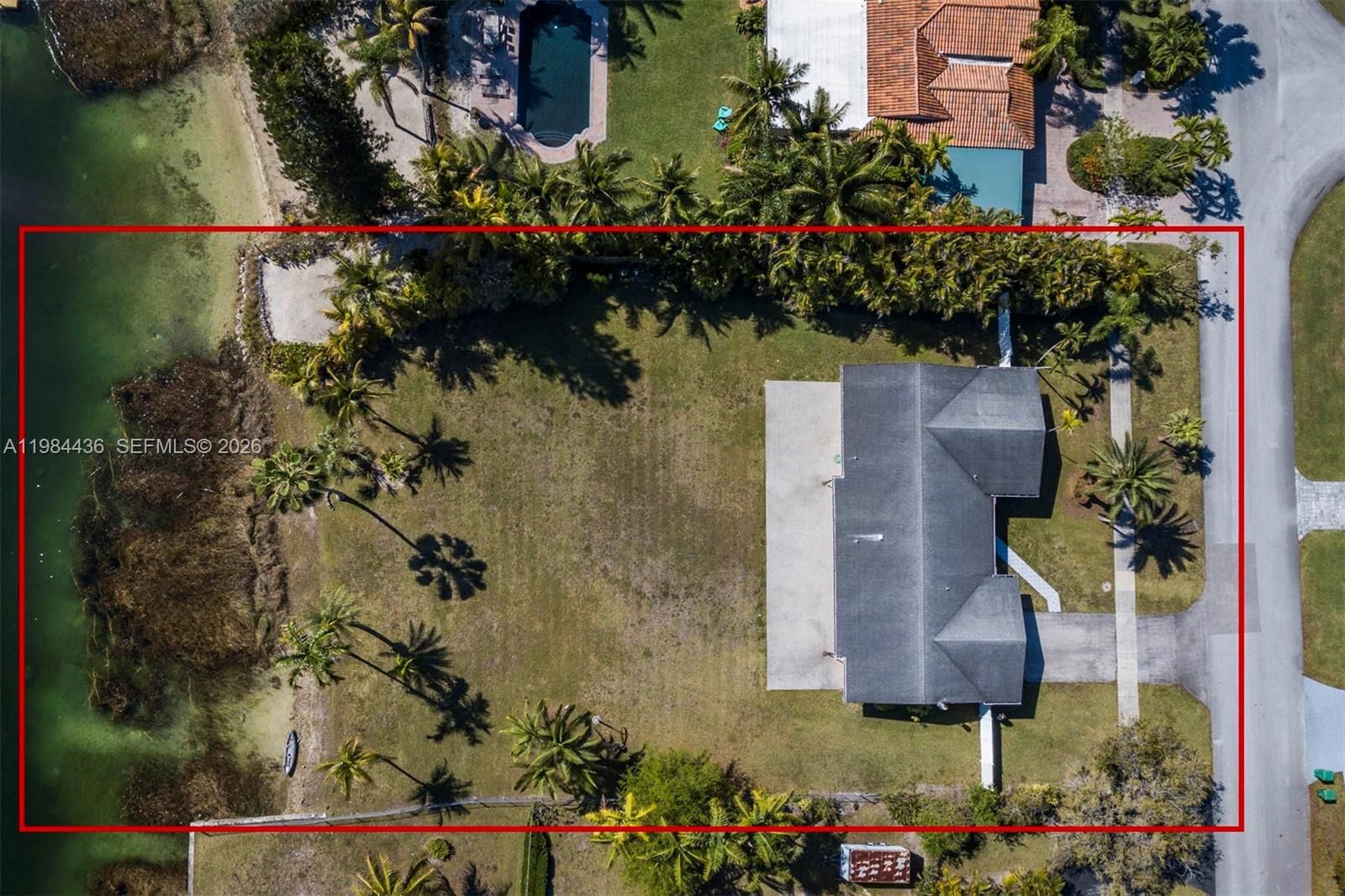 Real estate property located at 11807 112th Ave, Miami-dade, Oakland Acres, Miami, FL