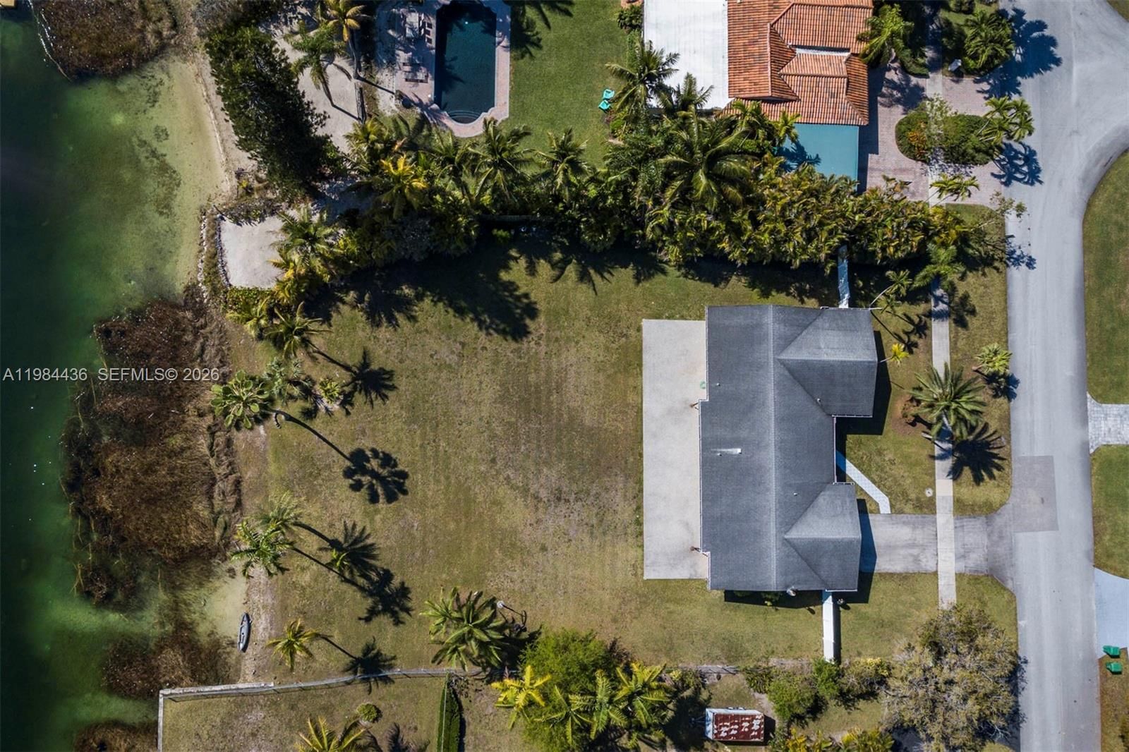 Real estate property located at 11807 112th Ave, Miami-dade, Oakland Acres, Miami, FL