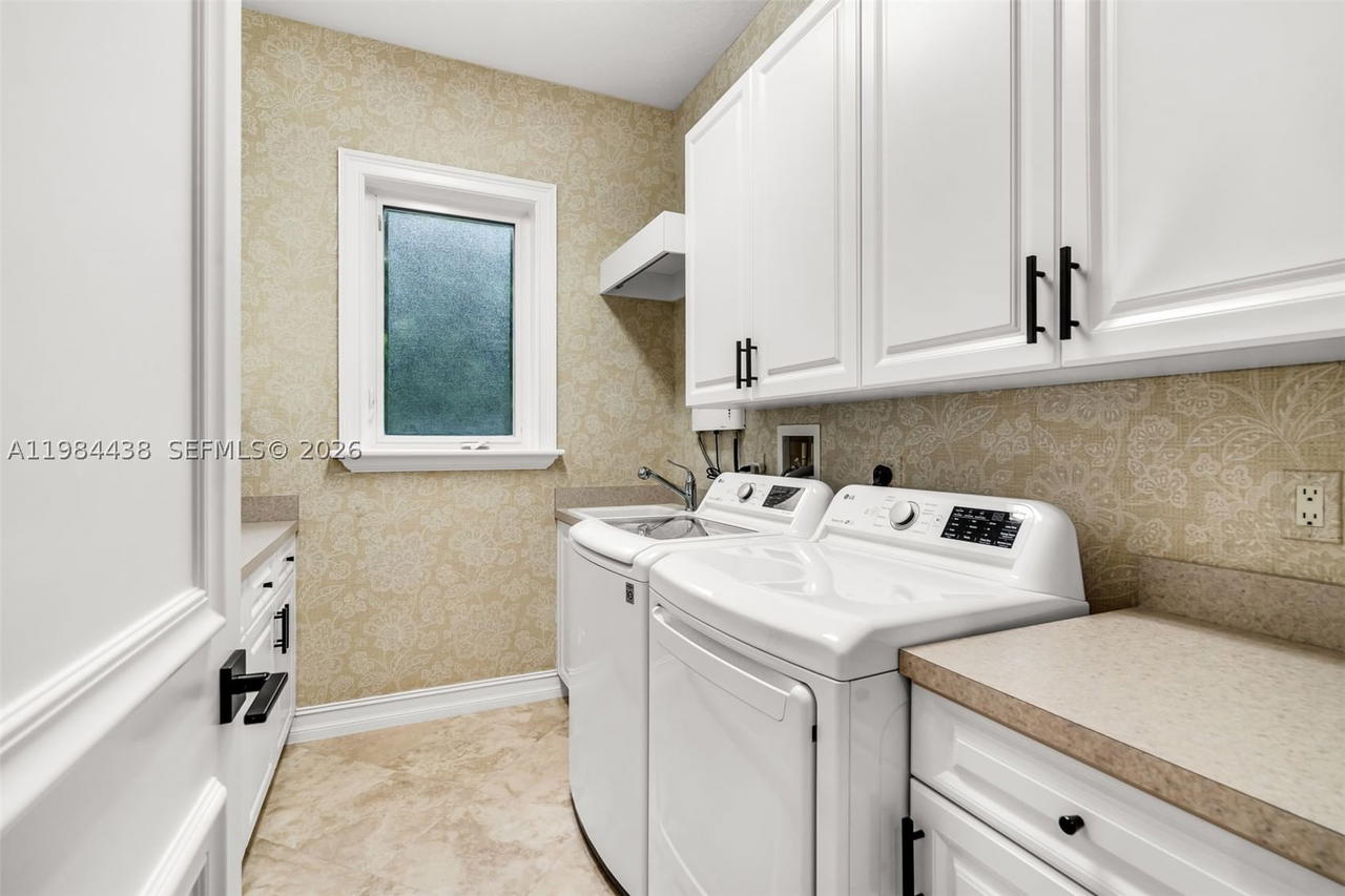 Real estate property located at 10291 Sweet Bay St, Broward, Enclave 2nd Sec, Plantation, FL