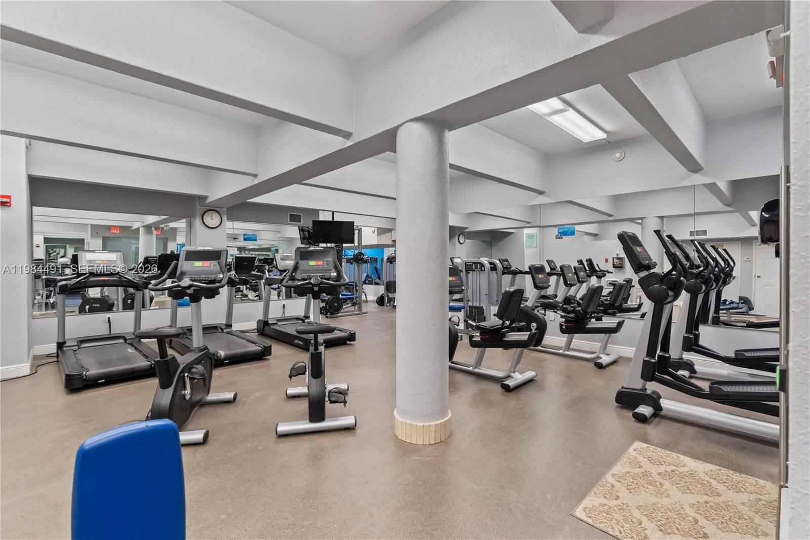 Real estate property located at 1890 Ocean Dr #1002, Broward, La Mer Estates East Condo, Hallandale Beach, FL
