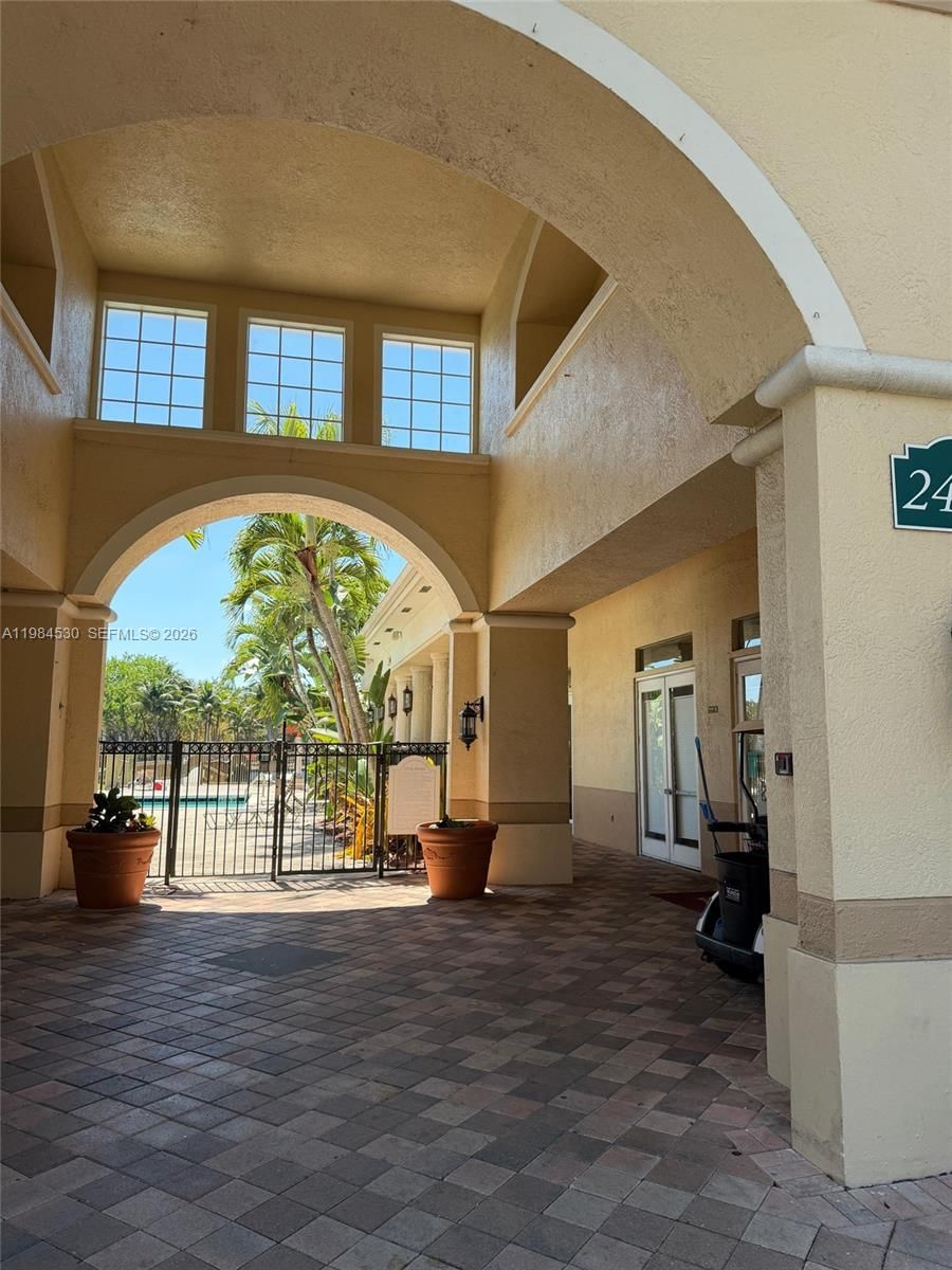 Real estate property located at 2560 Centergate Dr #102, Broward, Aventine At Miramar Condo, Miramar, FL