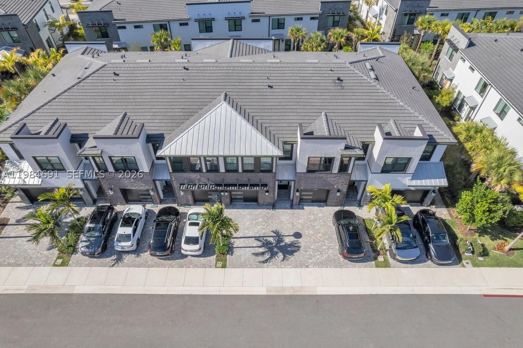 Real estate property located at 8351 7th Ct, Broward, American Express Tract, Plantation, FL