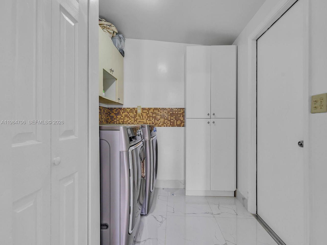 Real estate property located at 4721 108th Ave, Miami-dade, Westwood Lake 3rd Addn, Miami, FL