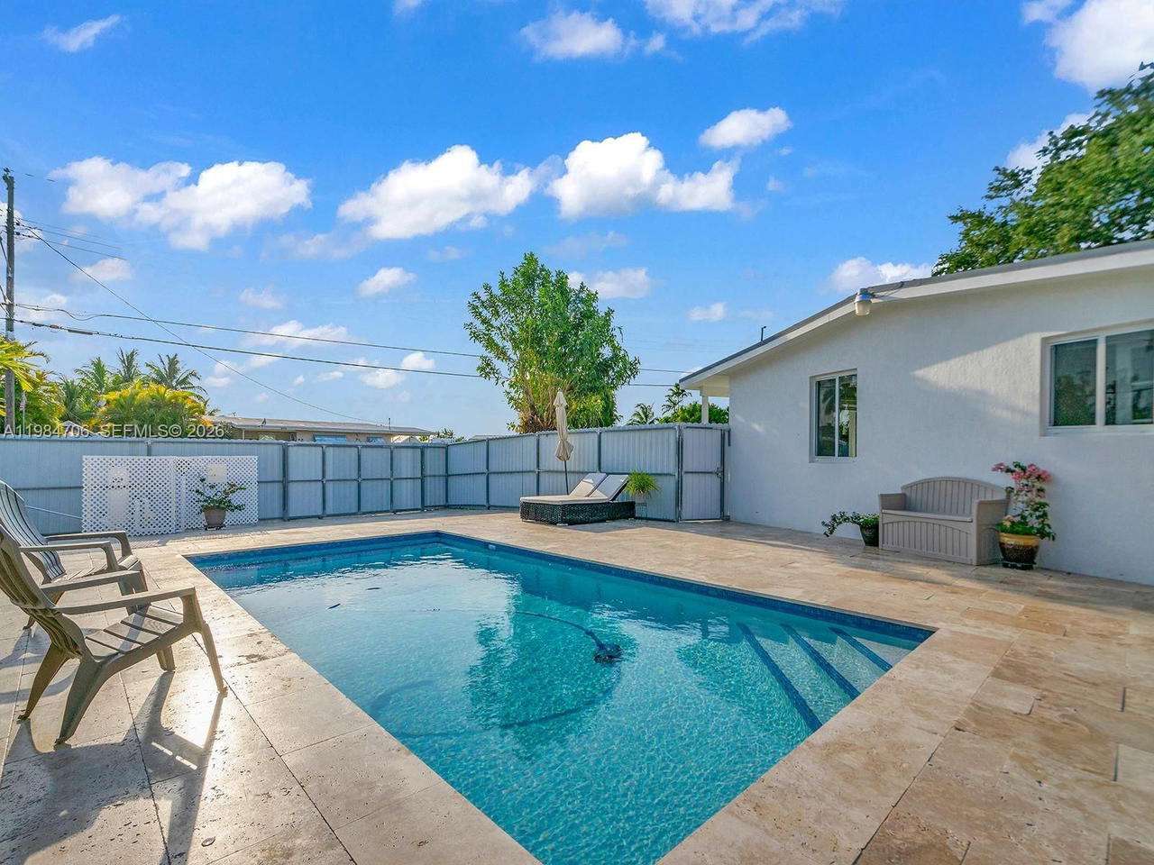 Real estate property located at 4721 108th Ave, Miami-dade, Westwood Lake 3rd Addn, Miami, FL