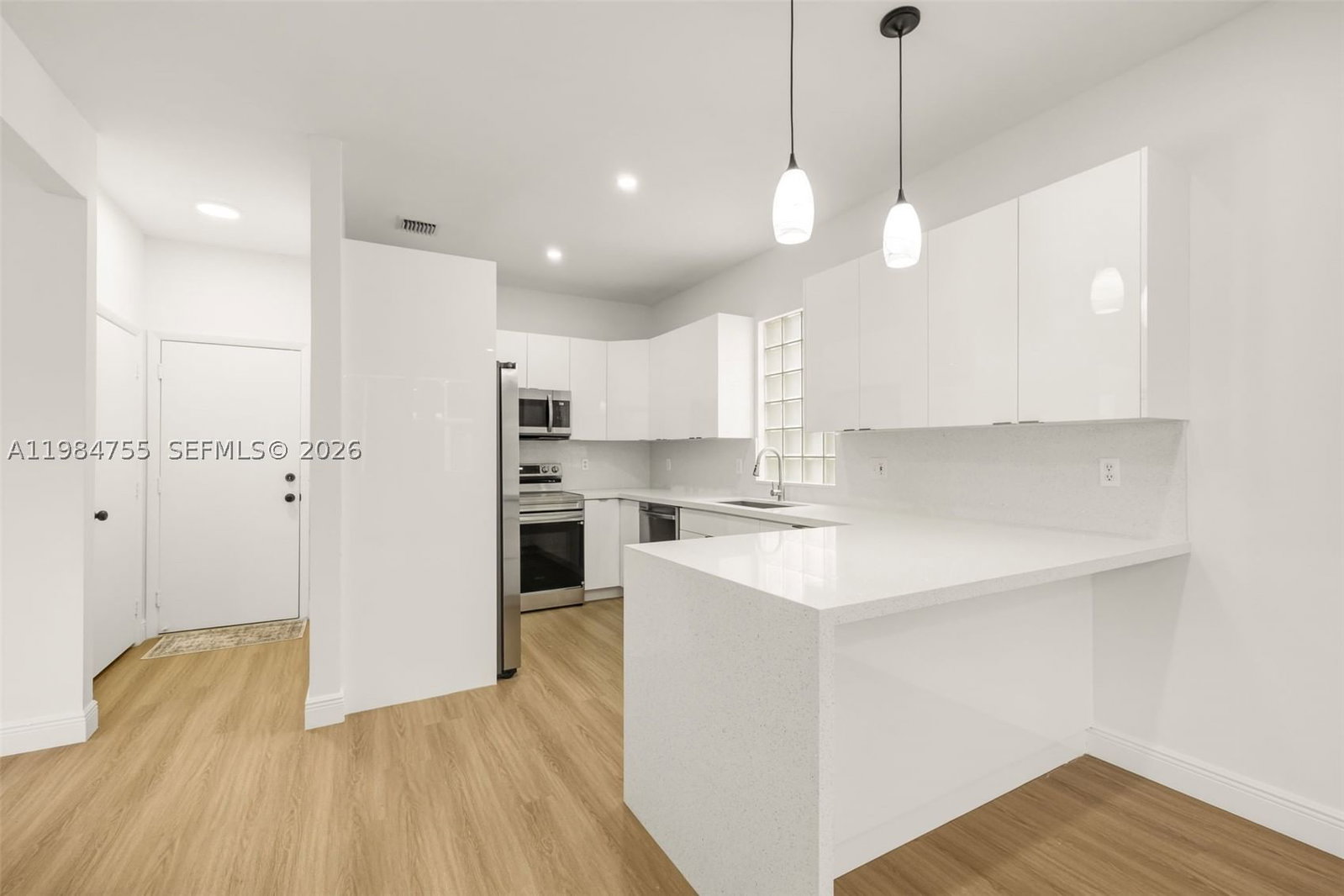 Real estate property located at 1392 159th Ln, Broward, Towngate, Pembroke Pines, FL