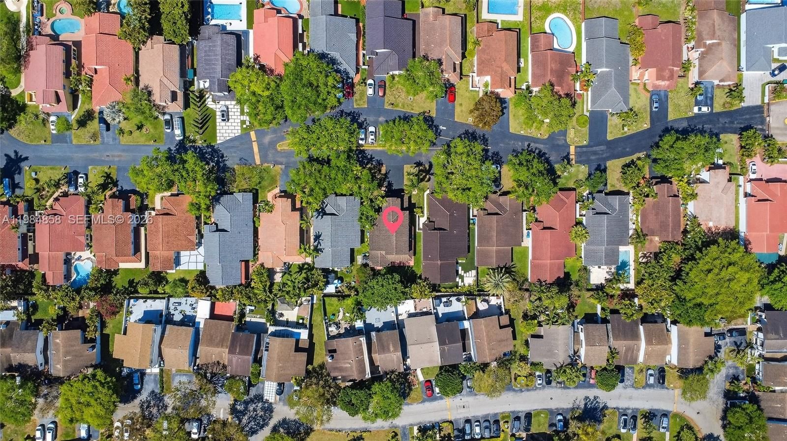 Real estate property located at 11776 90th Ter, Miami-dade, Poinciana At Oaks Landing, Miami, FL